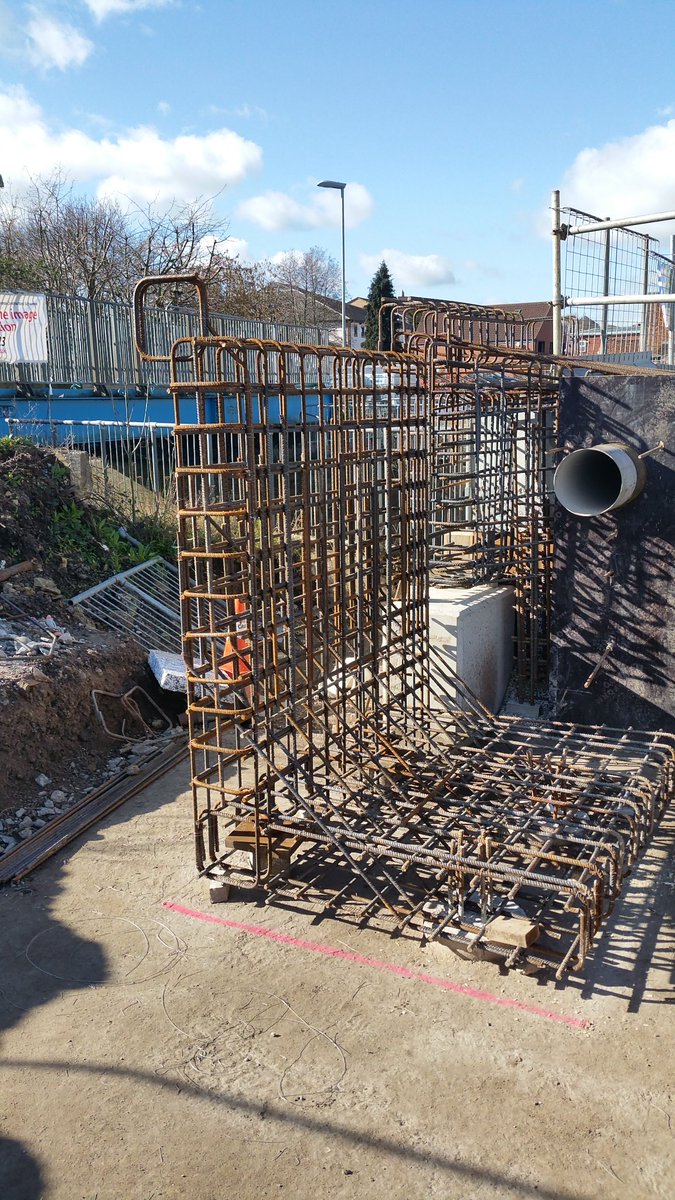Startrightrebar's tweet photo. Tentercroft small retaining wall started #startrightrebar #start right reinforcement # Start Right Finish Right https://t.co/wTzcQD9Coo