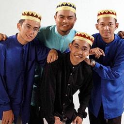 selambebadak's tweet photo. Listen to this cover of "HANYA TUHAN YANG TAHU" via #Smule: https://t.co/85YKHeTR4k #SingKaraoke https://t.co/8gUI61tfQg