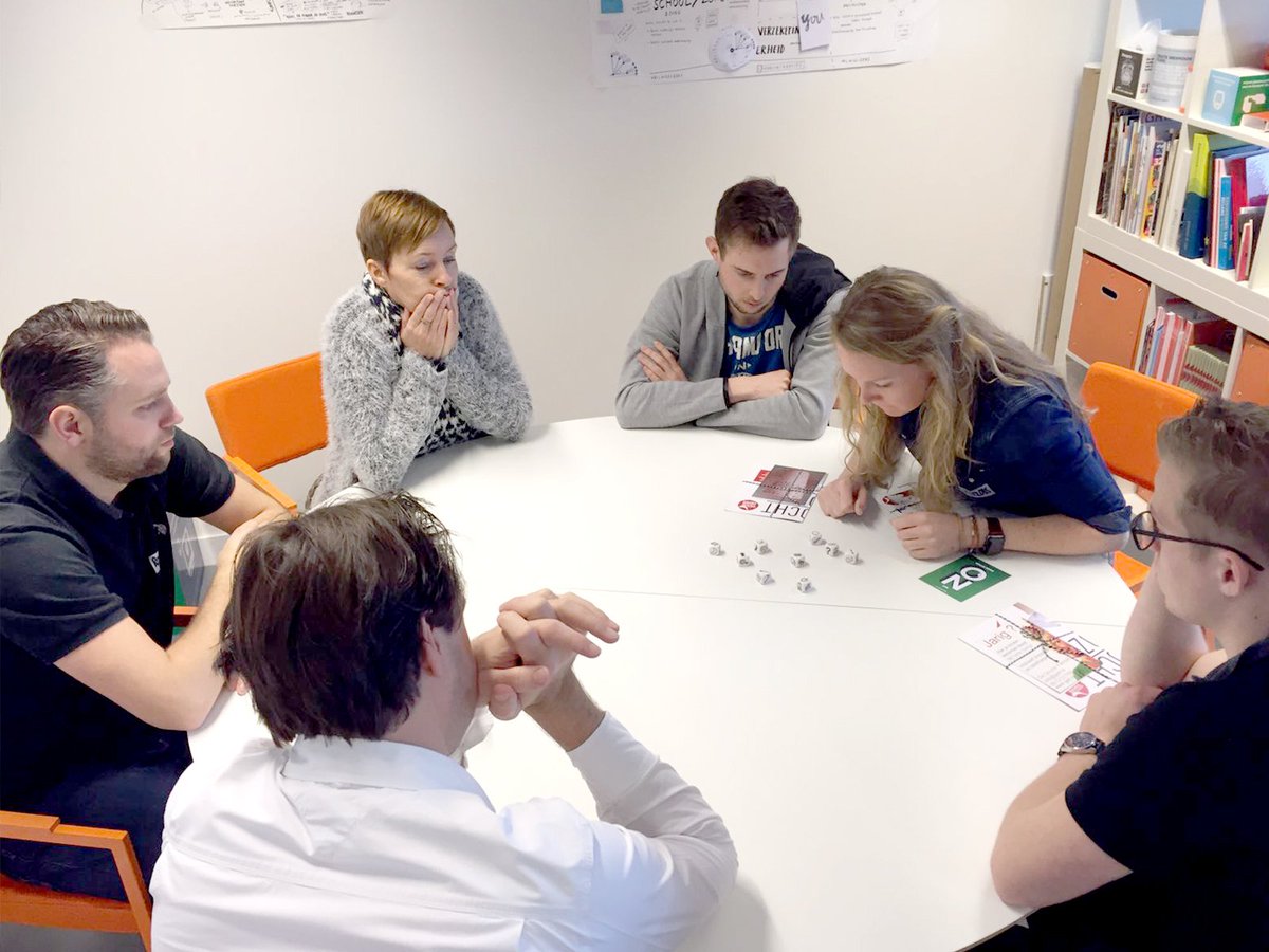RoversDeRidder's tweet photo. ‘Het Geheim vd Gruyters’ #1. Samen met @teamfrissepeper en tante Gertje deelden wij ons ‘Geheim’ met 18 medebewoners https://t.co/s2cL3R4biH