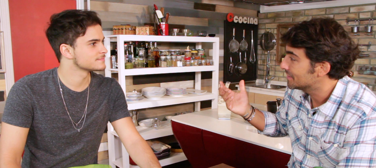 Ccocina13C's tweet photo. HOY EN @Ccocina13C POR @CANAL_13C REVISAMOS LA VISITA DE @Schusteroficial IMPERDIBLE!! LOS MEJORES DEL 2015 https://t.co/supH8x7Oay