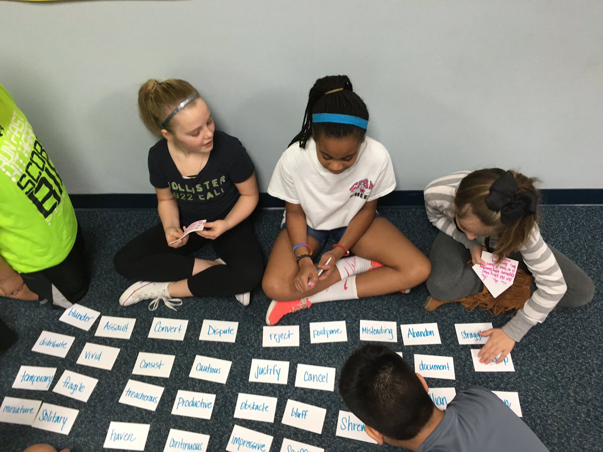 JenniferVest99's tweet image. #sciencevocabulary game played by @CFISDKeith @keith5thgrade students! @CFISDScience #play @fishphilosophy #BeKeith