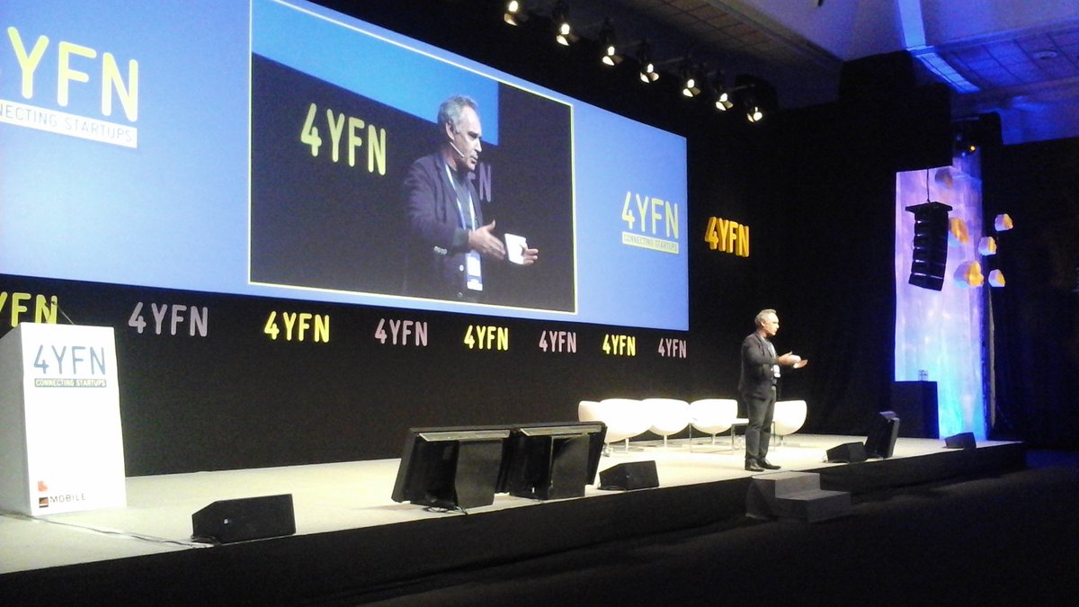 Charge_Go_Spain's tweet photo. "@MetrikAgency: @ferranadria "La creaciòn es el hilo conductor de la innovación" #4YFN2016 #MWC #elbullilab https://t.co/KdGUktzXhV