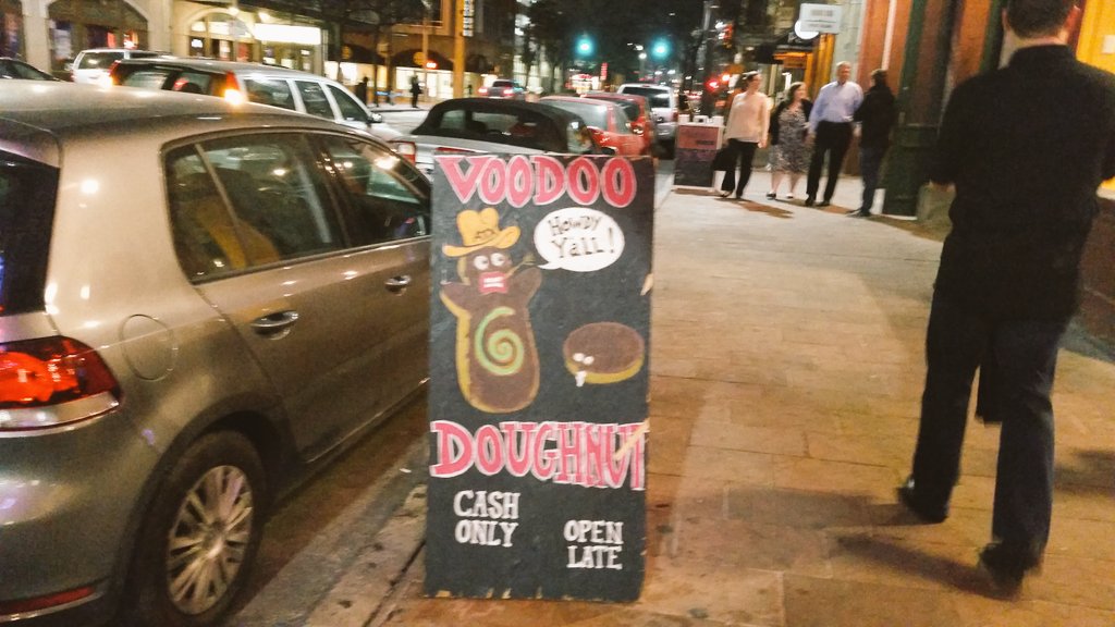 GypsySilo's tweet photo. To Austin from PDX & more pink boxes. Learning about the #keepweird rivalry. Weigh in? @eaterpdx @pdxFoodDude https://t.co/WdpR3qicHg