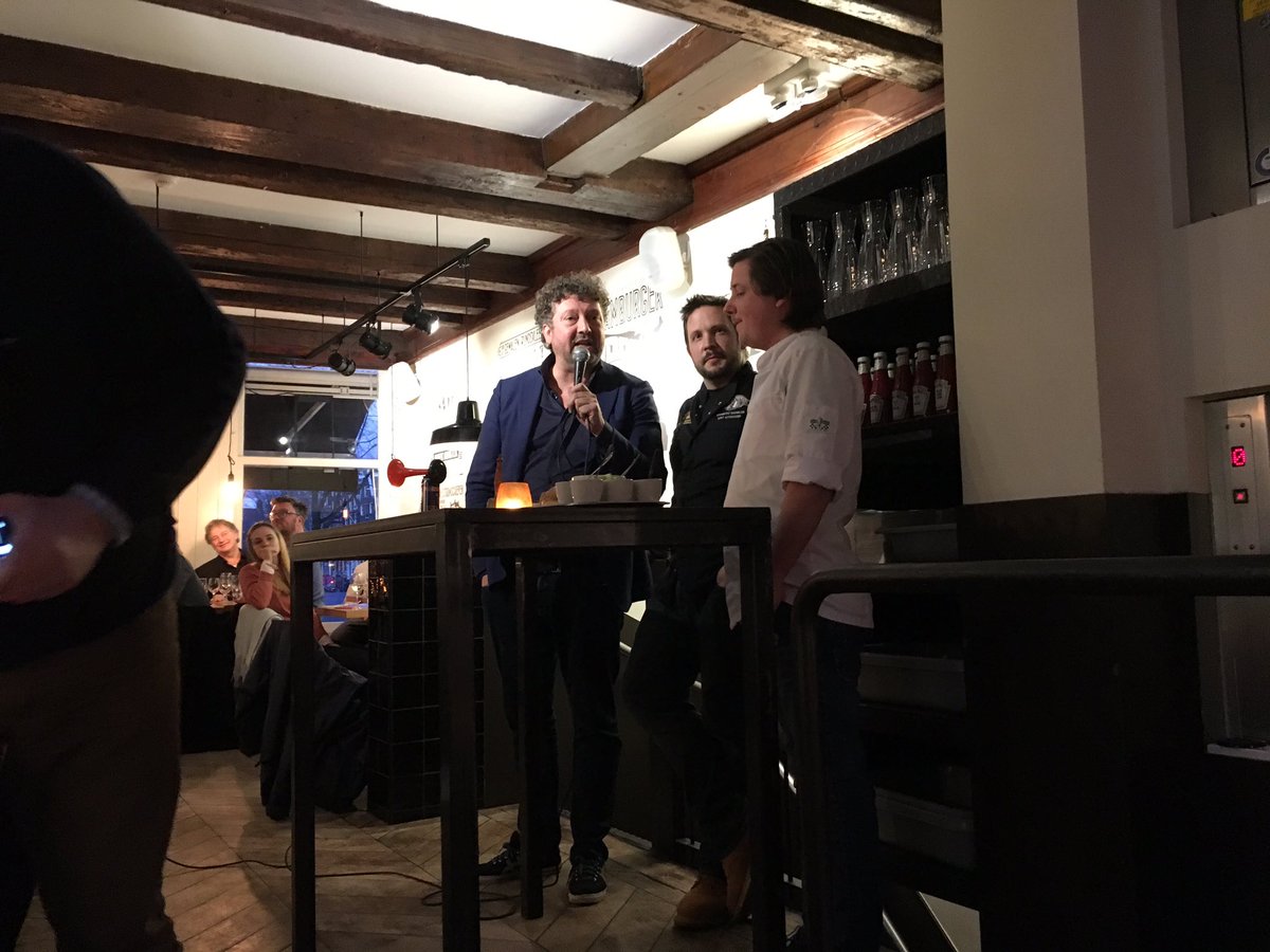 De #burgerguerilla is van start! #teamkunz of #teamalthuizen? Veggie vs meat.