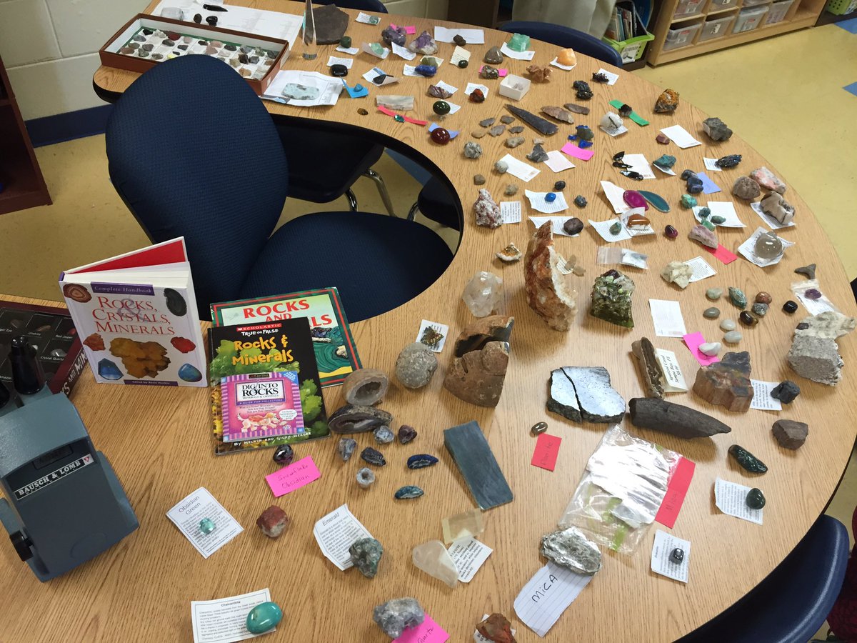 Seebasolano32's tweet photo. A shout out to Mr. Yates for sharing his rock collection with us! Limona does ROCK! @LimonaElem #LimonaRocks https://t.co/hsUeNA7iz8