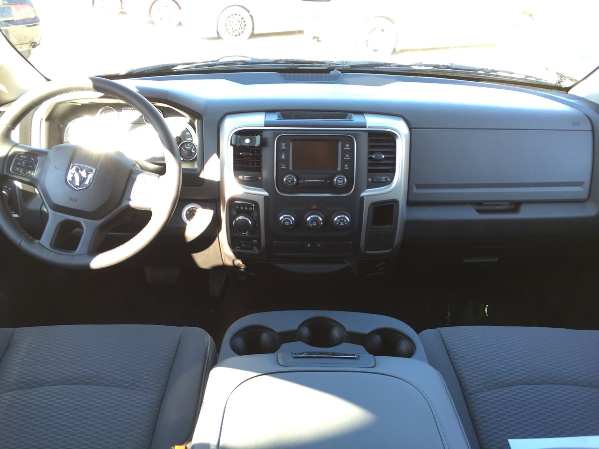Road_America's tweet photo. #Dodge #RAM 1500 Diésel. Année 2015
Un Véhicule disponible chez Road-América ! https://t.co/jWQZSgLkEF