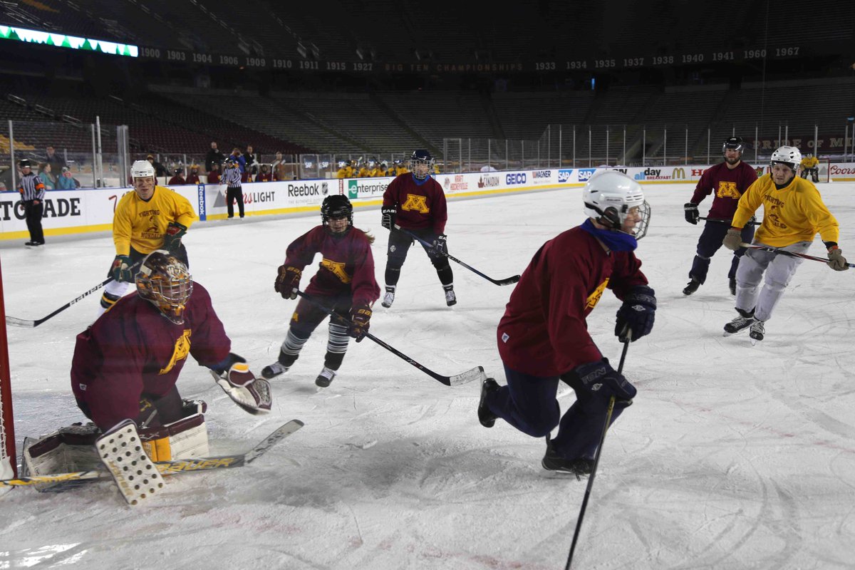 Thanks to @mnwild for the ice for a once in a lifetime event #hockey4hypertension #StadiumSeries #cawlidgehawkey