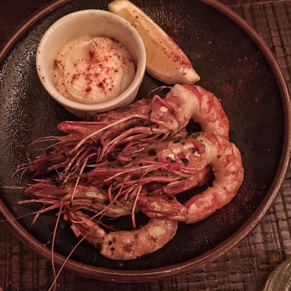 mughli's tweet photo. thank you for looking after us this evening gary &amp; a pleasure to finally meet you simon, great feed!@ElGatoNegroFood https://t.co/Noz4x6K9Z4