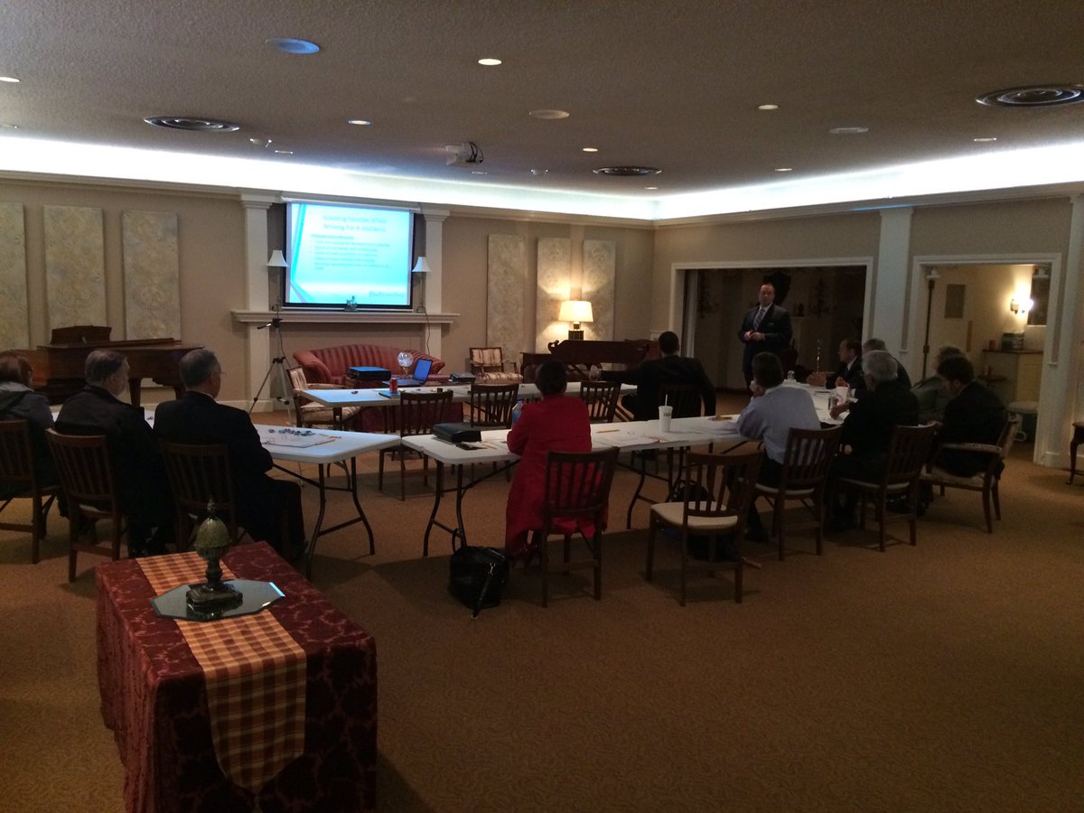 LucasGrapevine's tweet photo. Quarter 1 Training: Part 2 at our sister location Robertson Mueller Harper in the @cityoffortworth #FuneralTraining https://t.co/O0thGFZDcG