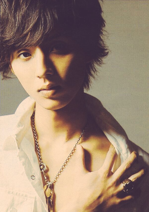 shootingstar_TF's tweet photo. 沢山の小さな星屑を、一体どれだけ掴むことが出来るのだろう。
君の心の声を聞かせて…

繋いだ光は永遠だから。

俺のworld ☆

#RTした人で気になった人お迎え https://t.co/8kKlhcNLy5