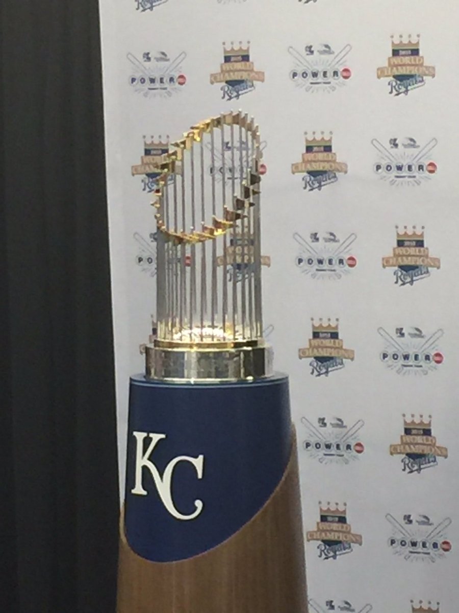 gregthehitman's tweet photo. I'm here to see the World Series trophy now at Academy Sports @ K-96 &amp; Greenwich! https://t.co/dk1Yaj3GzK