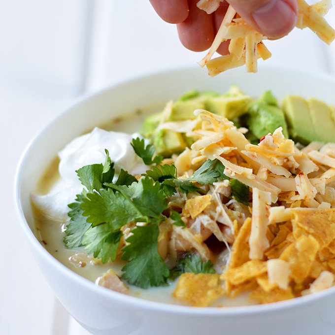 AnotherRoot's tweet photo. Salsa verde white chicken chili comes together in just 30 minutes https://t.co/YwvQjYP0jI https://t.co/7b5ANVryHz