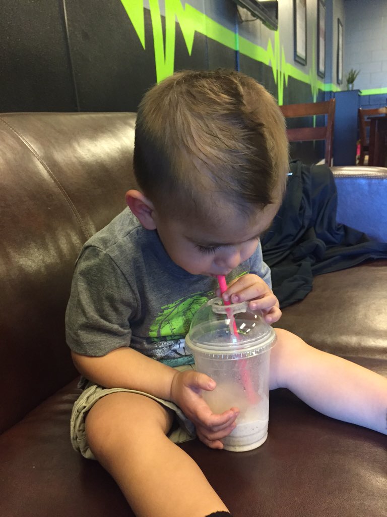 EdgeNutrition2's tweet photo. Kid approved. So good, they think they're getting a treat. #taketheleap https://t.co/jb7mPEhdgn
