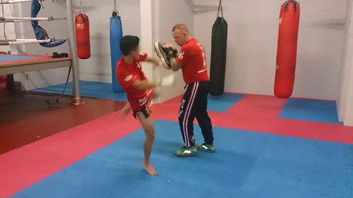 narinram2000's tweet photo. Fight sport is best sport                   Go hard or go home #kickboxing #pitaboy #15yo https://t.co/VndbRoJTZ8