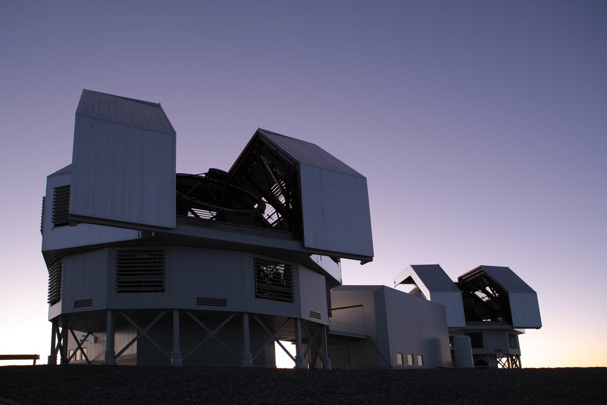 CarnegieAstro's tweet photo. Telescopes around world are part of cutting-edge space science. Here's our 6.5-m Magellans in Chile #Telescope https://t.co/mob8NzPFM6