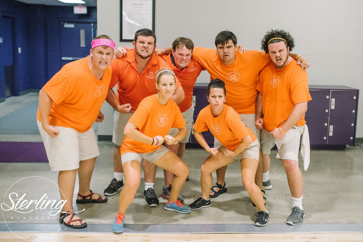 SOS_Orange's tweet photo. Hey UCA!! The SOS Hefties want YOU to apply for SOS!! Applications come out February 29th!! https://t.co/Qef03k7fYr