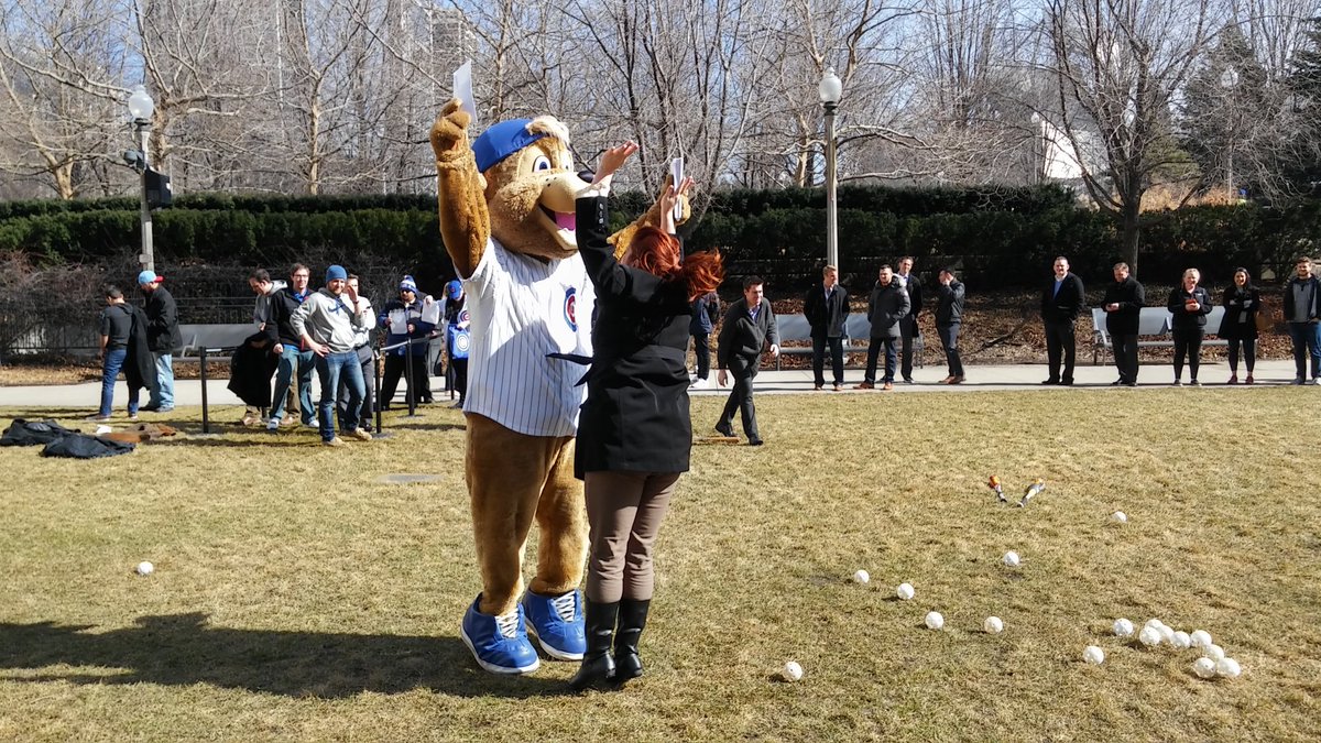 IbrahimSamra01's tweet photo. She didn't even know she had that #SolerPower! #Cubs #HitForTix https://t.co/3OP0rllk8Z