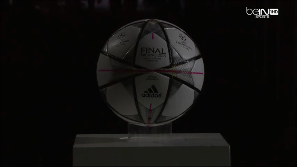 ActuFoot_'s tweet photo. L'Emirates brille de mille feux... https://t.co/Gf1VycjYQx