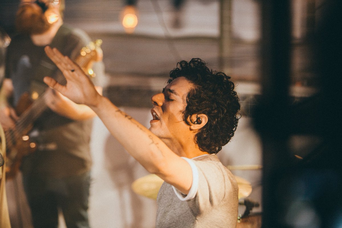 jesusculture's tweet photo. "Open my eyes to see more of Your majesty, more of Your wonder and Your worth." @chrisquilala #letitecho https://t.co/ktmZLehcw9