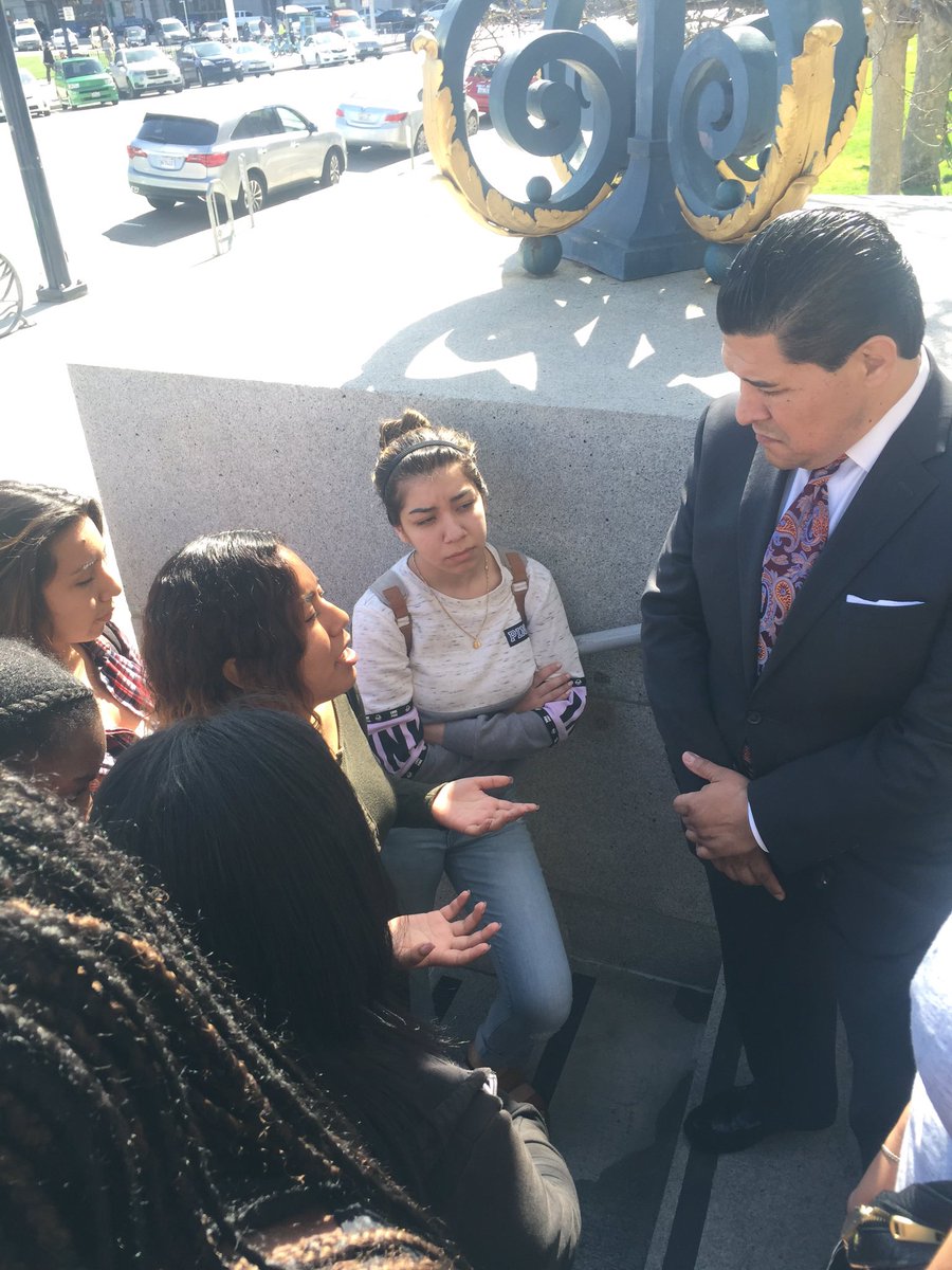 tigerbeat's tweet photo. Lowell students who walked out speaking @SFUSD_Supe at City Hall #BlackMindsMatter #BlackHistoryMonth #last3percent https://t.co/neyC8wBRYK