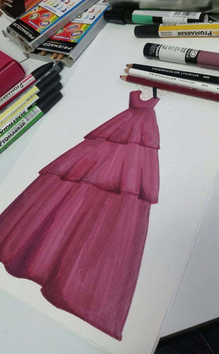 BreakInspi's tweet photo. Iniciando colección #HauteCouture @marianagandaraa inspirada en México #breakinspiration https://t.co/lJ8SLRaWZB