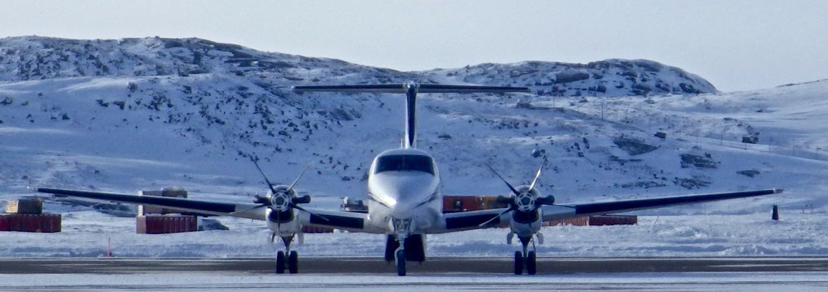 FrankReardon1's tweet photo. #YFBSpotters #IqaluitAirport #Nunavut #Beechcraft #SuperKingAir 200 #CFGXR FEB.23.2016 https://t.co/1rYlbp9cwe