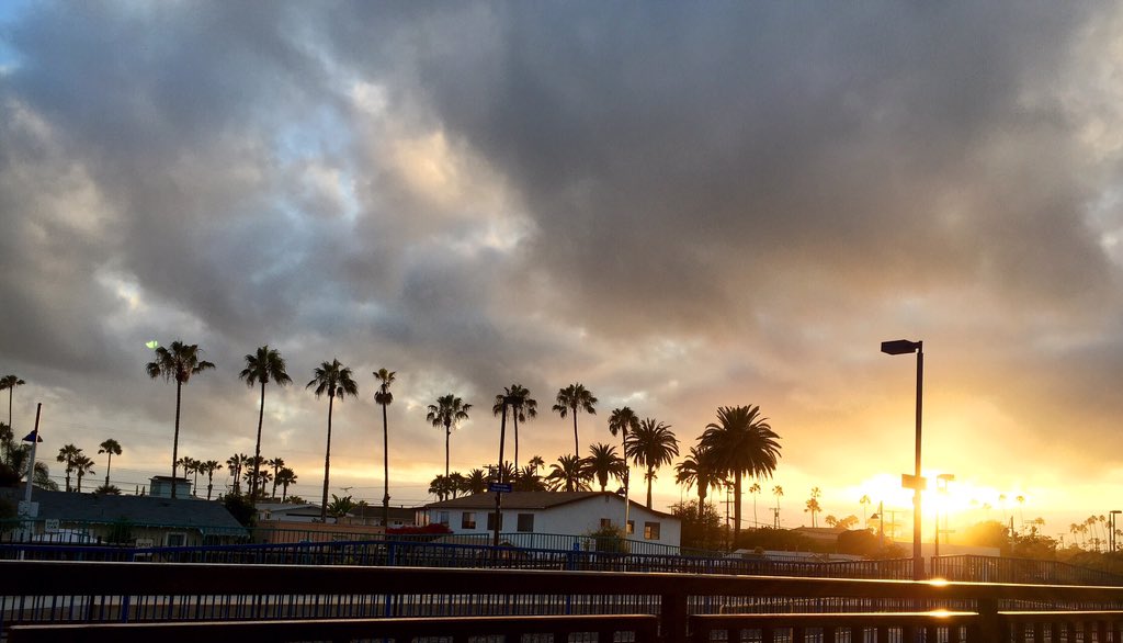 GissMancilla's tweet image. Take me back to Cali! 😍😭#missingthisview