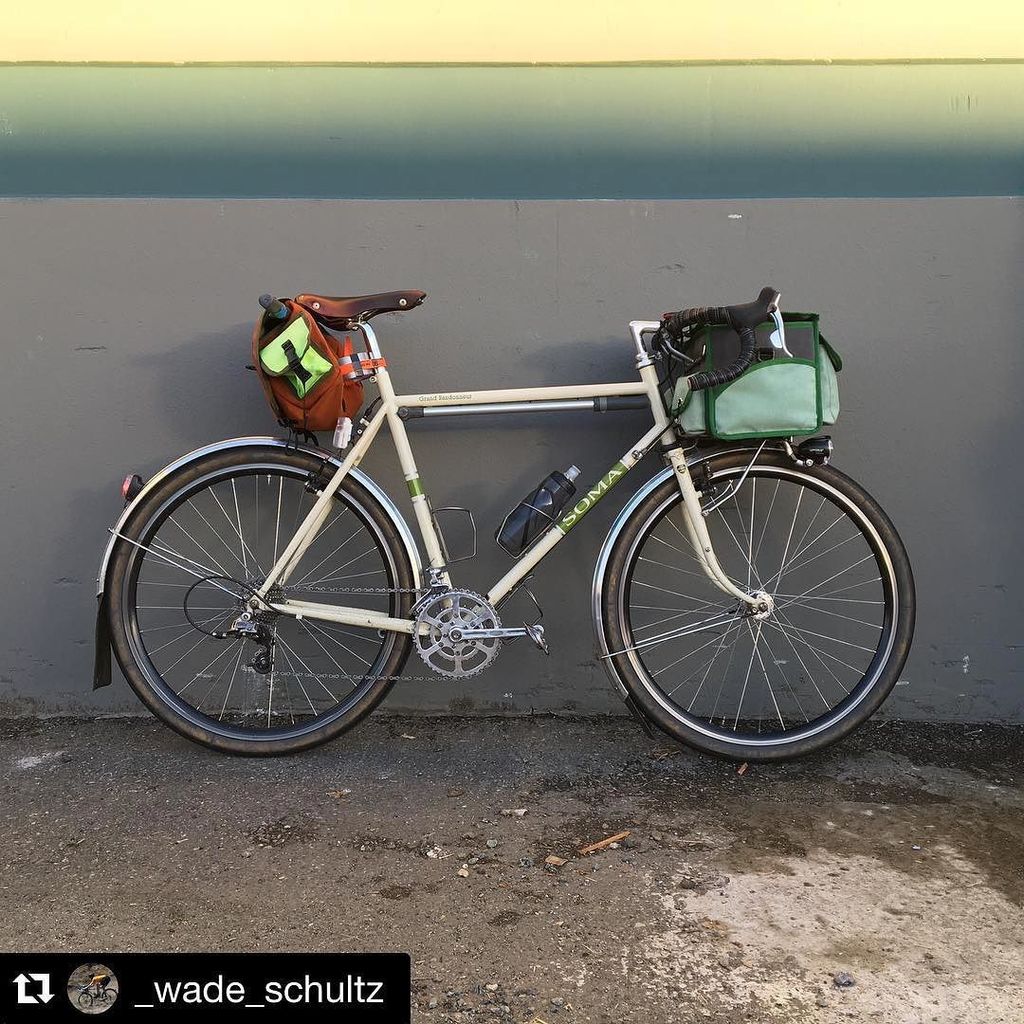 weBikepacking's tweet photo. bikepacks / #Repost @_wade_schultz.
・・・
#somafab loaded up for work and workshop.
・・・ #bikepacks #checkoutthisload … https://t.co/oQlK8e5zdS
