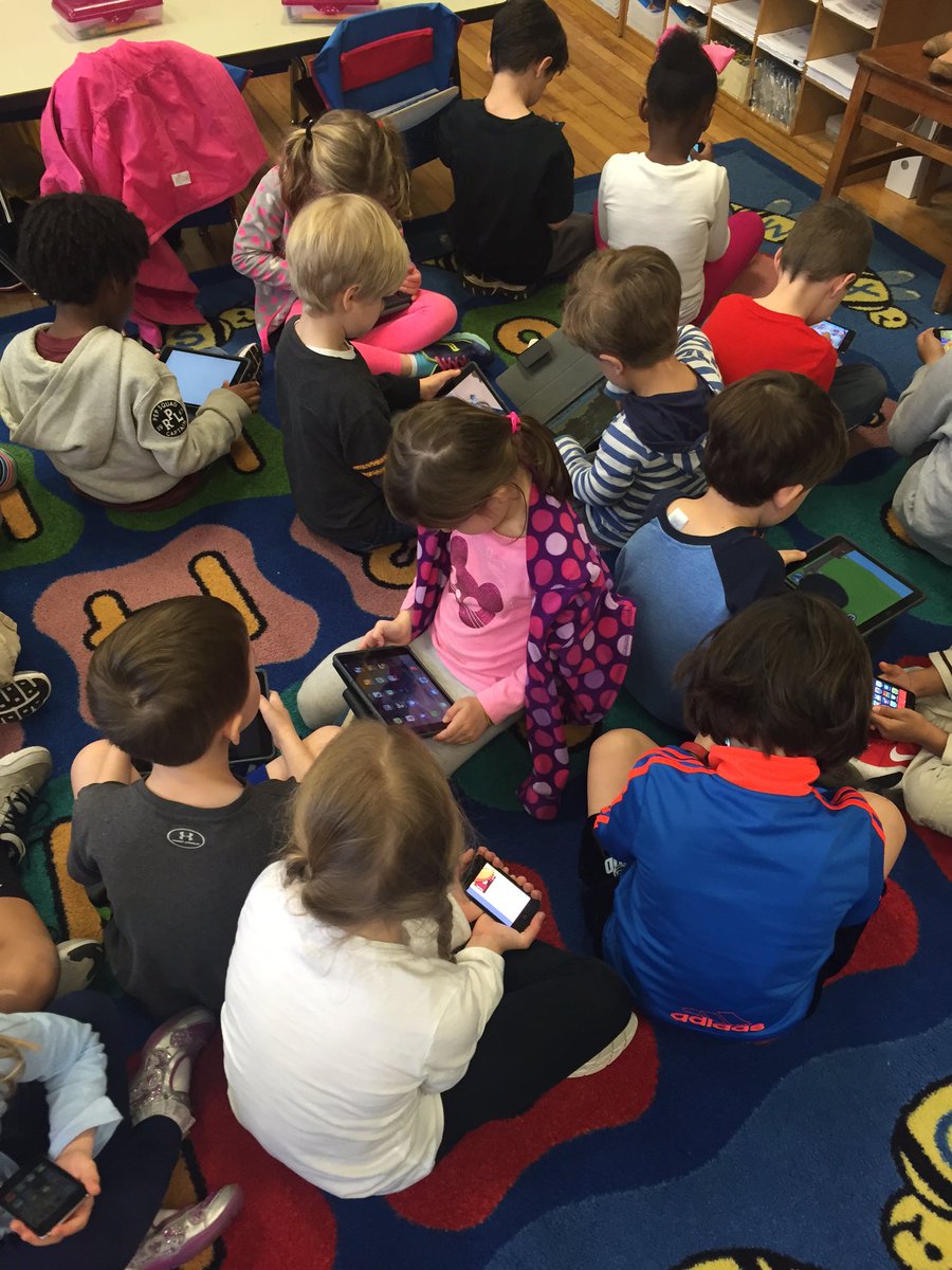 kestanfield's tweet photo. I❤️my #TechTakeOvers #Presidents #Addition #Reading @MorningsideElem @APSInstructTech @apsupdate #coTeach #edTech 🇺🇸 https://t.co/xxcLy2fVwE