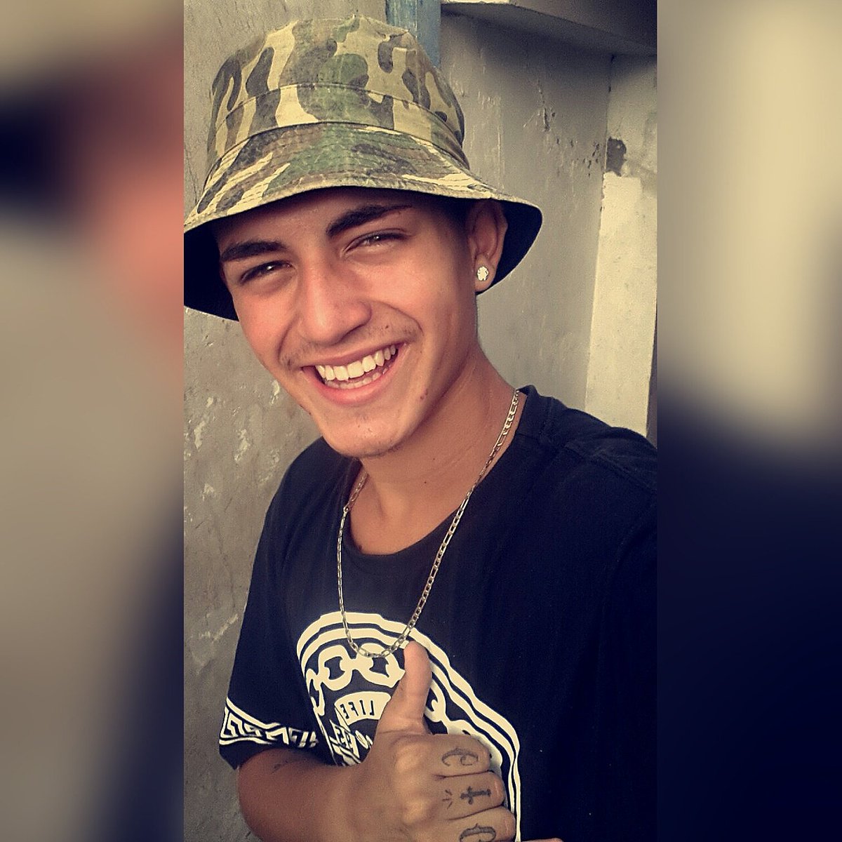 _eductba's tweet image. Um brinde pros guerreiro, zé povin eu lamento 👅