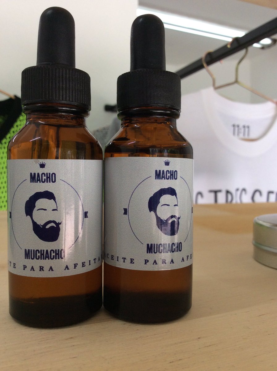 MODATECAMX's tweet photo. Kit de cuidado para barba y bigote de Macho muchach. https://t.co/poZTlIHV1h