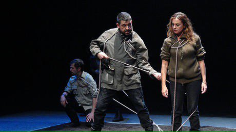 Un año después se habla  de <a href="/losjustos_611/">Los Justos 611teatro</a> #teatro #losjustos 611teatro.com bit.ly/20Tsjww