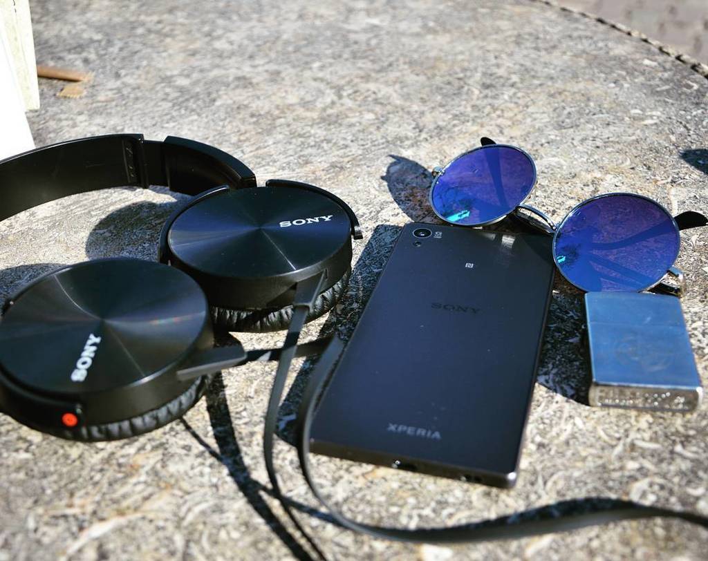 clino_ch's tweet photo. Highly recommended 🎧 #mensfashion #mensstyle #klassformen #fashion #tailored #fitnessmodel #dapper #highfashionmen … https://t.co/W5VMUL3jDv