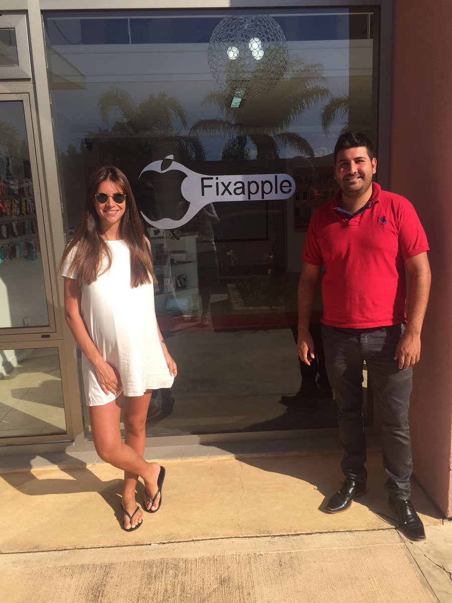 FixAppleArg's tweet image. Esta tarde, @zairana visitando sucursal Nordelta. Muchas Gracias por confiar en nosotros. FIXAPPLE-ARGENTINA.