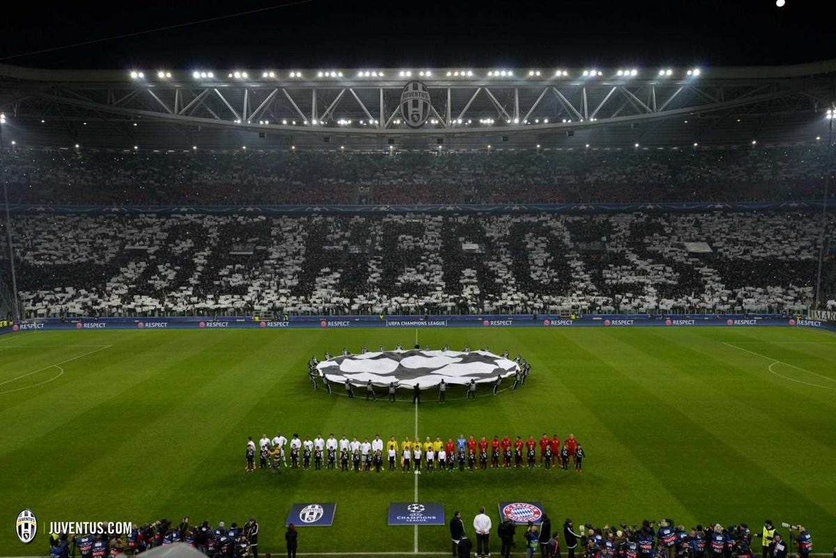 PHOTOS Juventus tifo  asks players to be heroes Pogba 