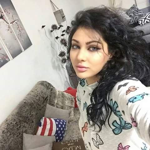 IbtissamTiskat's tweet photo. Helloooo 😍❤ #BigAppleMusicAwardsBestSocialMediaStar2016_IbtissamTiskat #ibtissamtiskat https://t.co/Drve0Qw4Sa