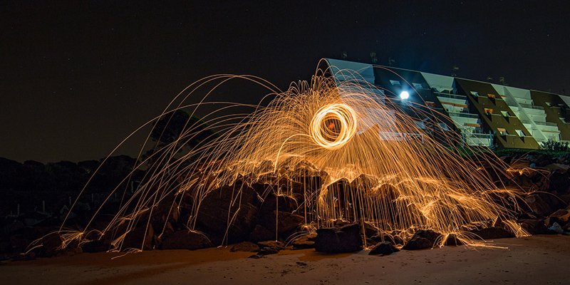 Rapidfot's tweet photo. #tutorialdefotografia Cómo hacer una foto de lightpainting con lana de acero https://t.co/nuTmTuF7Qg https://t.co/MamXYaExMz
