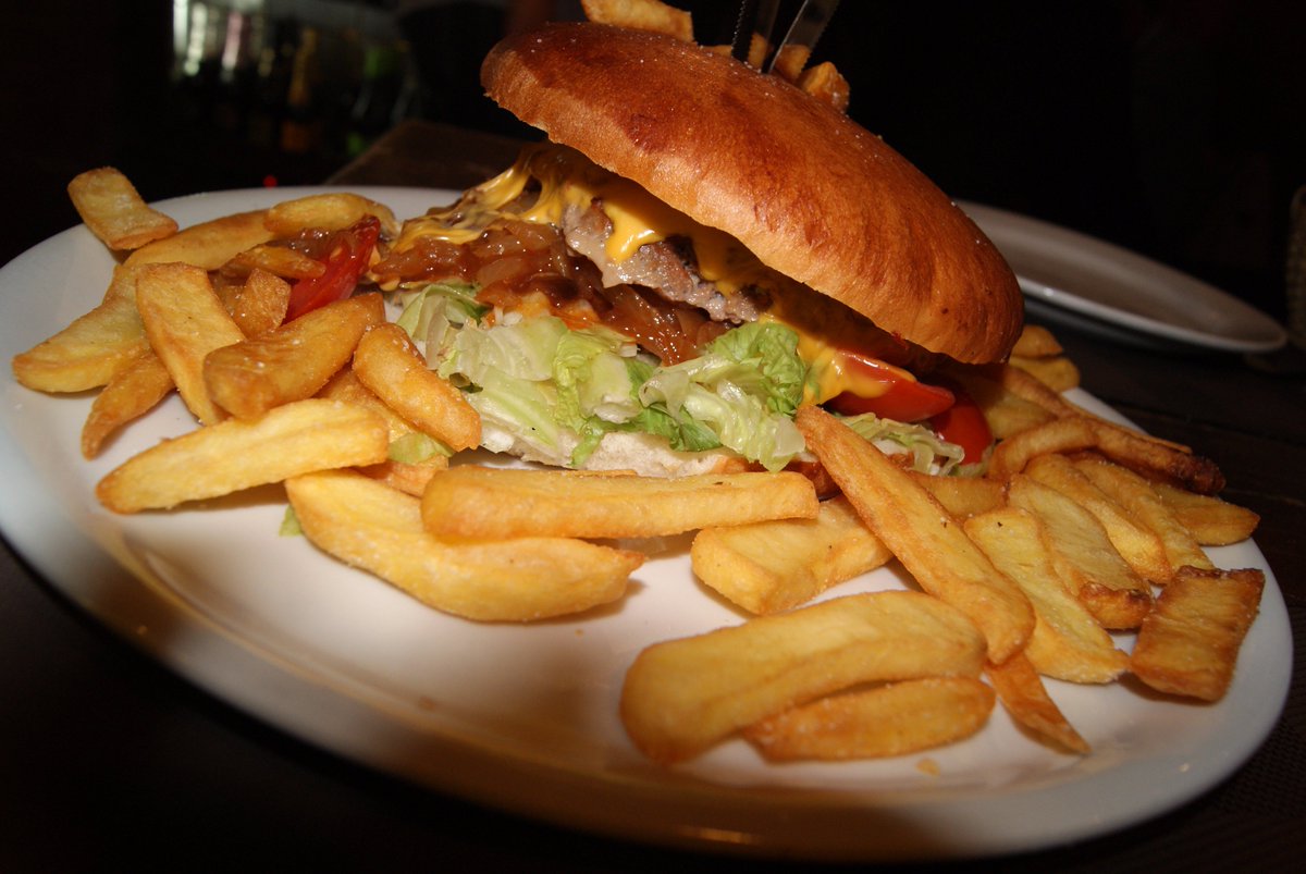 #Hamburger a #Palermo? Leggi qua: sicilianforks.it/?p=5748

#Sicilia #food #Foodie #Burger #foodporrn #italia