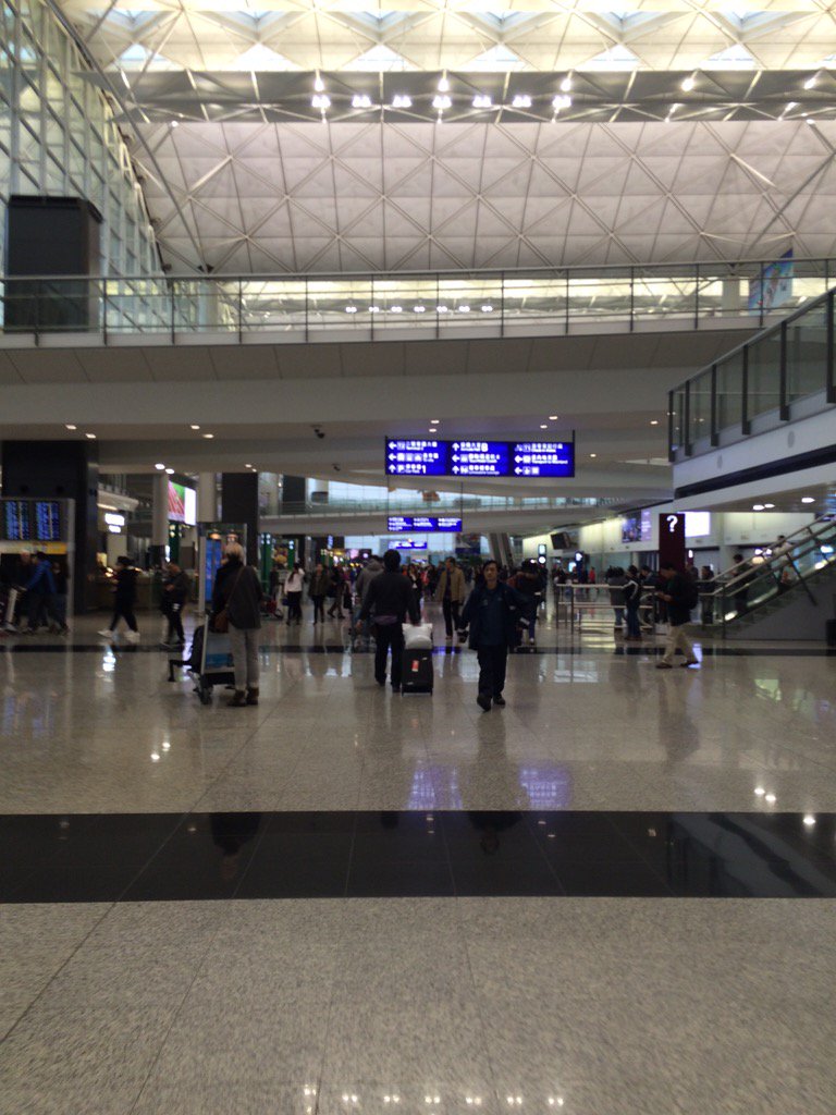 Touch down in #Hongkong #travel #travelblog