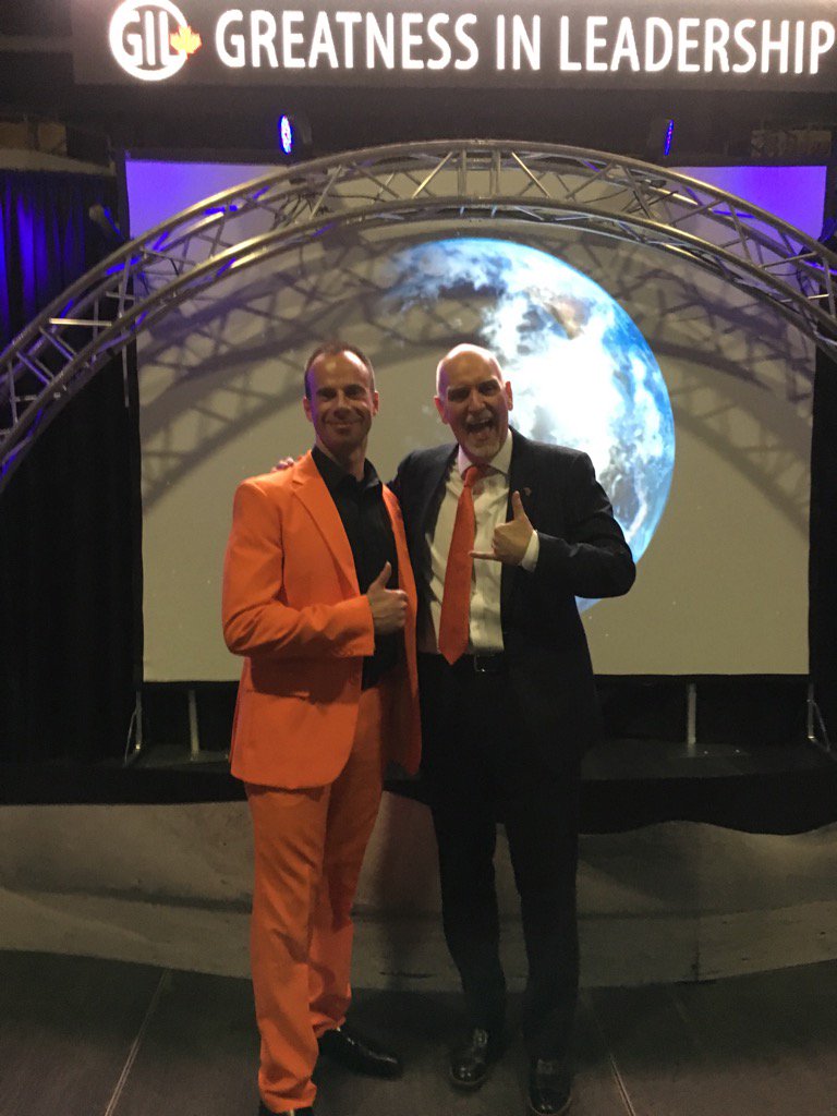 chesterelton's tweet photo. Now that's orange! Greatness I leadership rocks!! #leadershipYQL https://t.co/MUhWsN736E