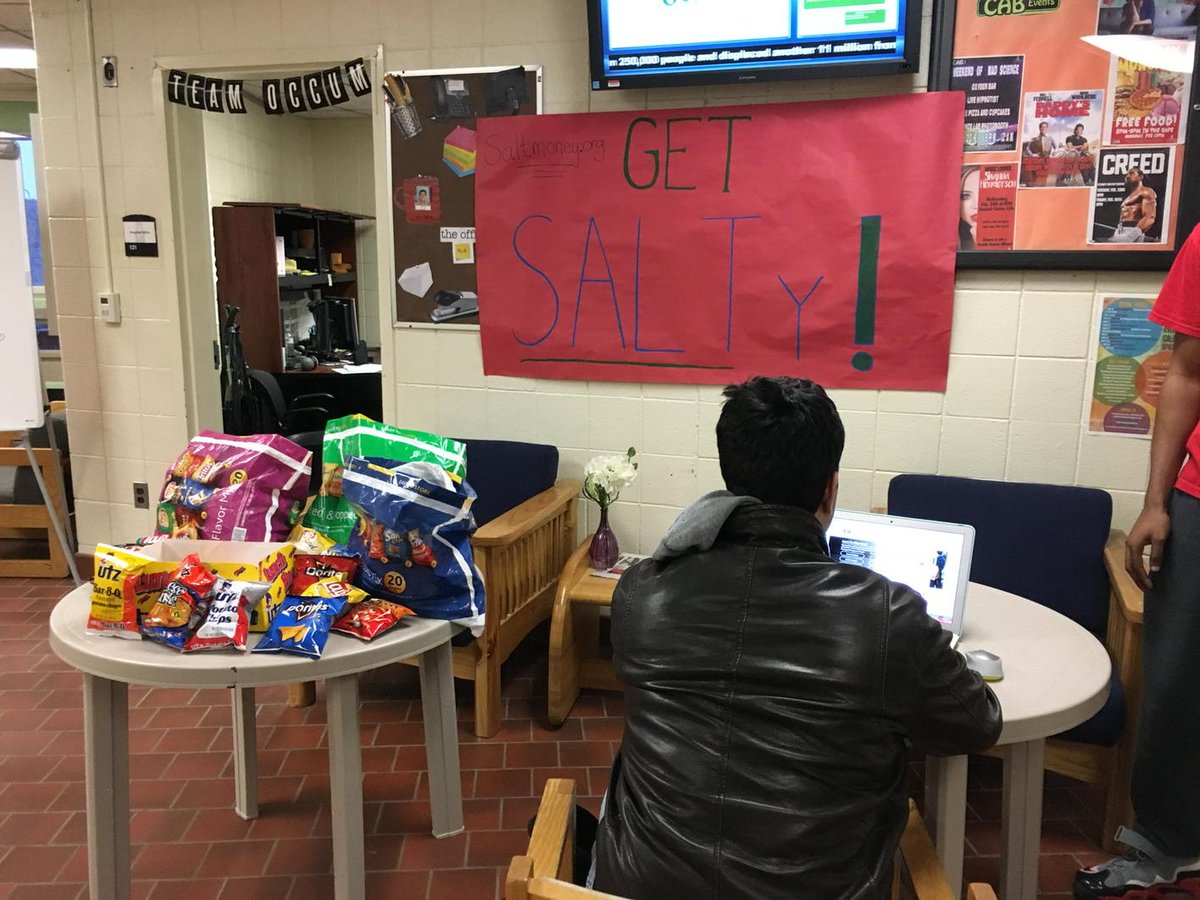 JenniferYONeill's tweet photo. Get some SALTy snacks tonight in the Occum Lobby! #saltmoney @EasternCTStateU https://t.co/zjogBEjY6x