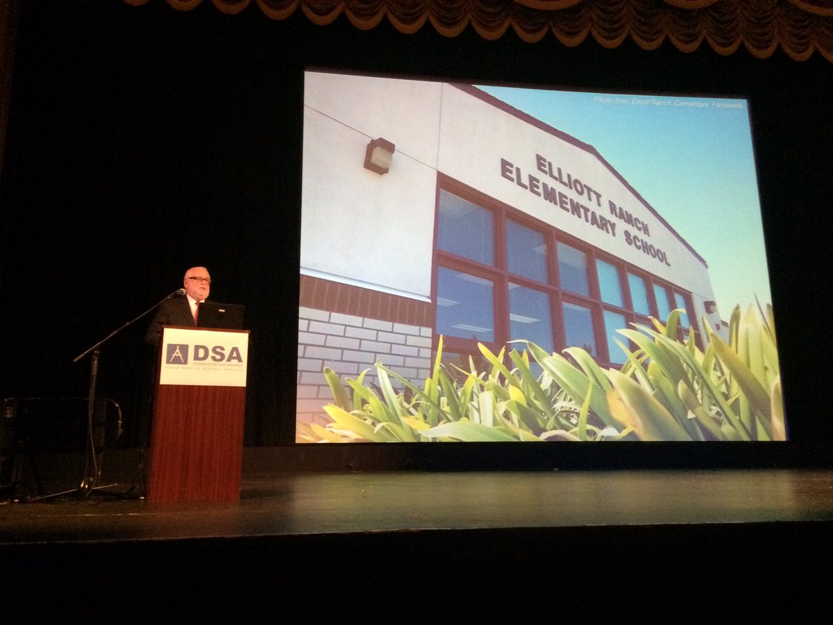 CalifDSA's tweet photo. Proud to have Elliott Ranch Elementary join us at #DSA7x7x7 #DesignEnergyWater at the Crest. https://t.co/Vyw03oAm2u