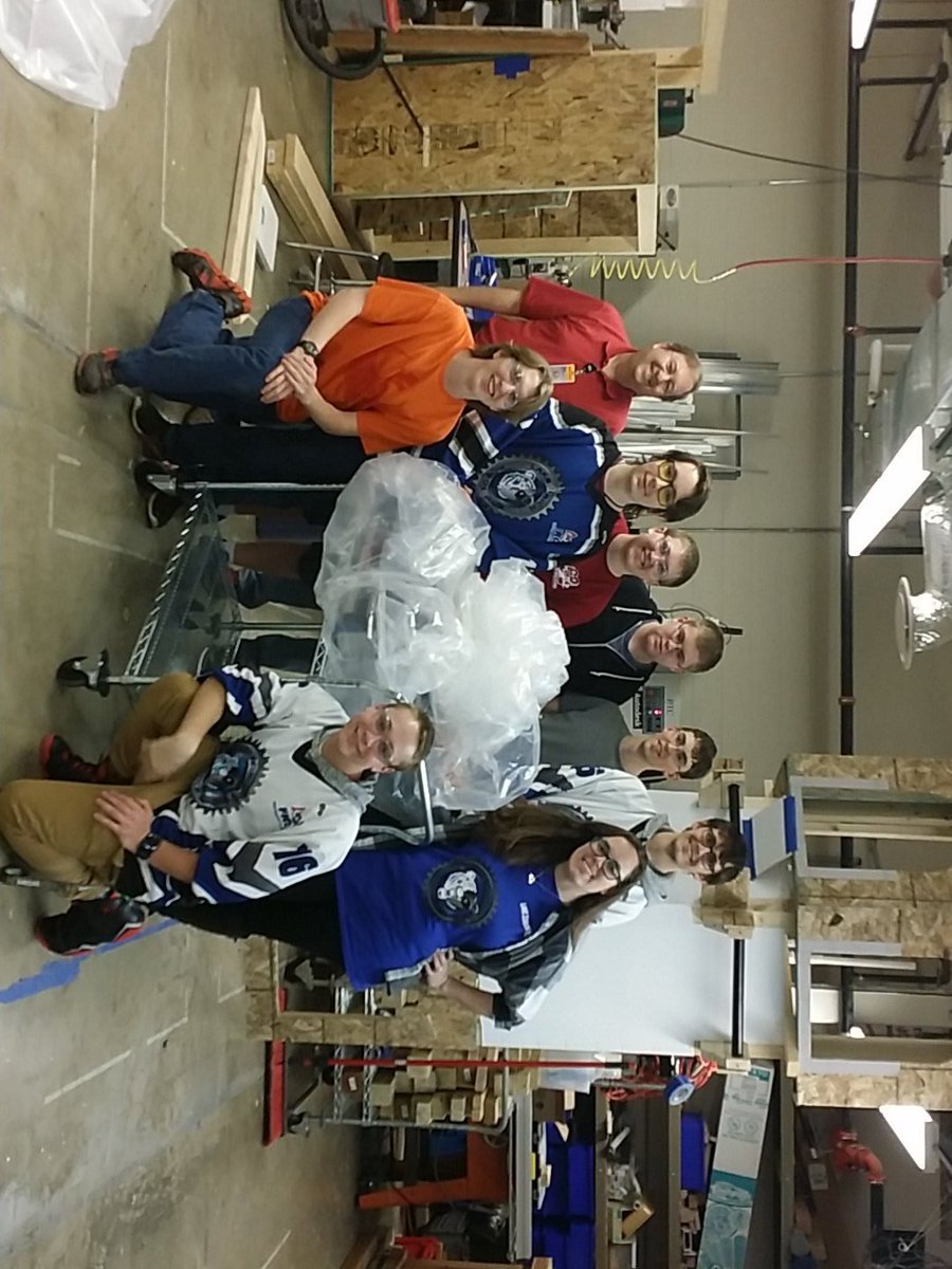 omgrobots_rt's tweet photo. RT Bearbotics2358: Bagged and tagged! #colliftapult #omgrobots #omgboulders FIRSTweets PTC_FIRST https://t.co/IfOAQ5yQDg