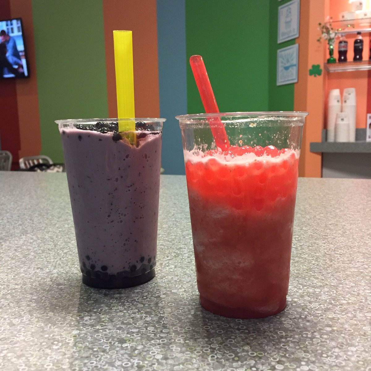 zoyofortwayne's tweet photo. Come try our new boba smoothies! The customers are raving over them! Strawberry or blueberry! 🍓💙 https://t.co/B6cJLdZDmB