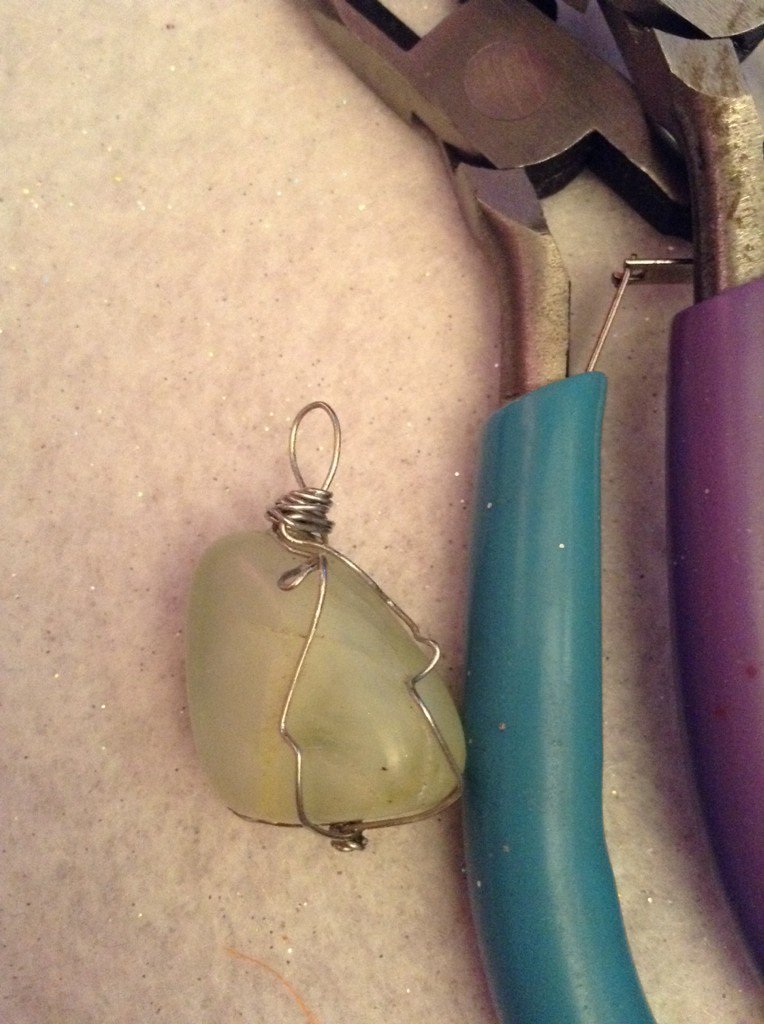 MyDracoAlterEgo's tweet photo. #DMT #RenFest #prize - #semiprecious #stone - #craftwire - #handmade - NAME UR FAVE DRAGON MOVIE TO ENTER #ReLiArts https://t.co/l194H8OOM0