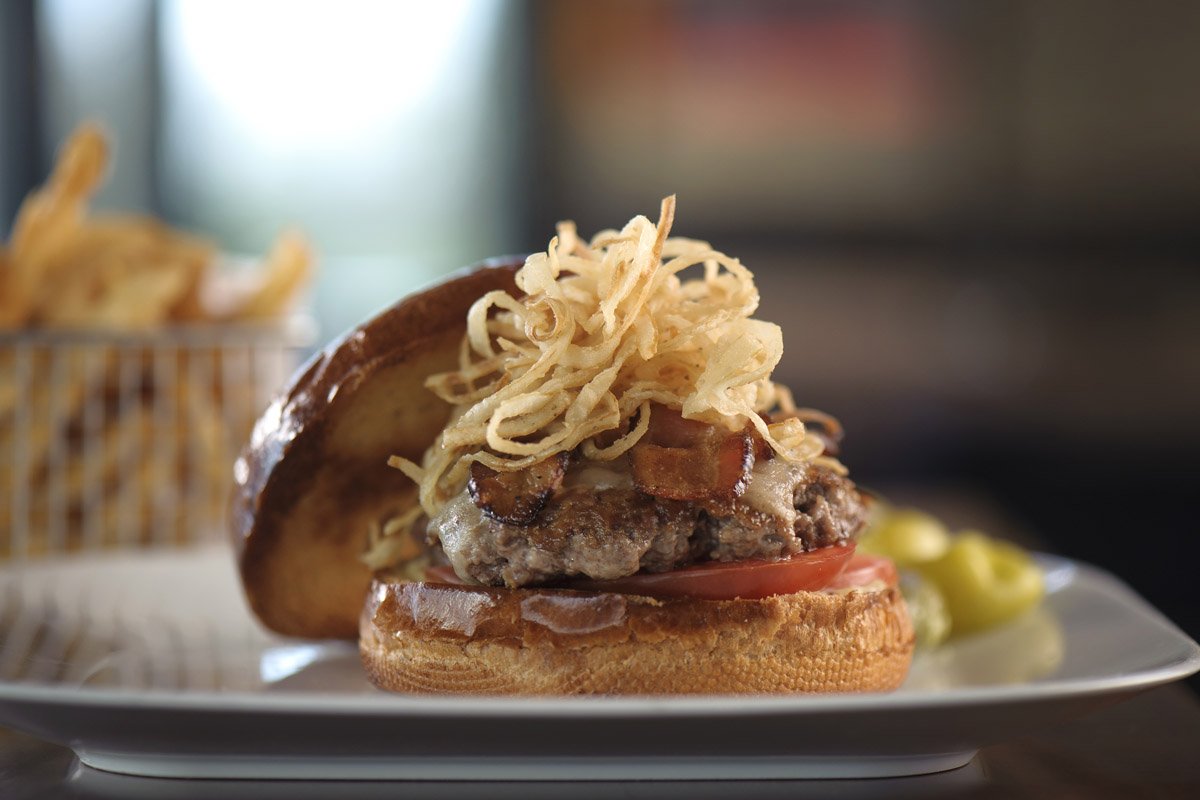 BiteBC's tweet photo. HUNGRY? Get #2FOR1 meals @romersburger #yaletown using our app! #bitebc https://t.co/cjO9afLztd https://t.co/wTNWK60HD8