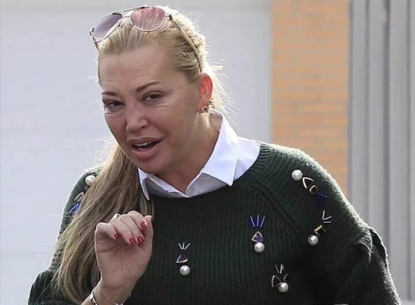 YoFarandulero's tweet image. Rosa: No soy un mueble, porque hago de todo. #Limite7GHVIP