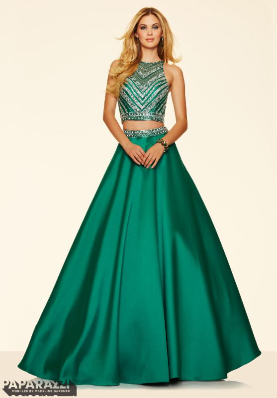 Wedding_Tree's tweet photo. 9 Stunning Prom Dresses You've Got To See To Believe! https://t.co/HyCR2w6uyo https://t.co/BhWnngcN6K