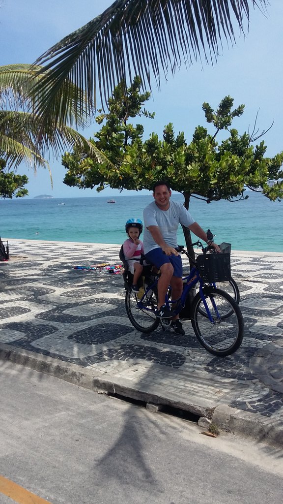 martingolob's tweet photo. Bicicleta en rio!! https://t.co/a1K2EIYQQG