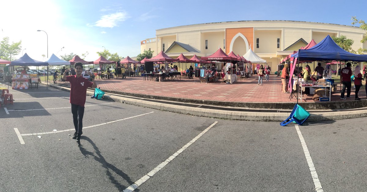 VendorsAttack's tweet photo. Second day of @VendorsAttack !!!! https://t.co/VKaqTf7bc9